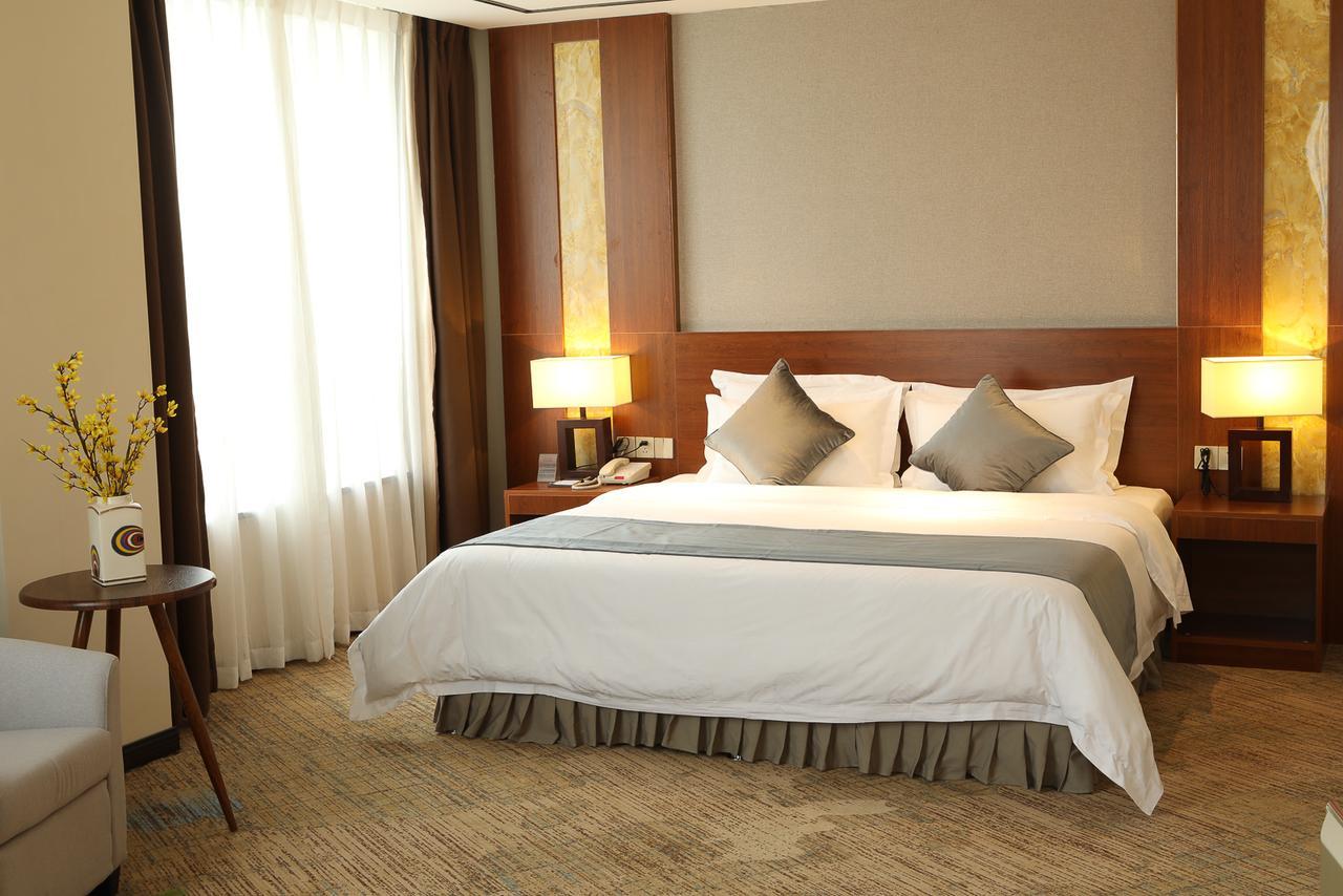Zhi Hui Tang Feng Ze Hotel Chengdu Exterior photo