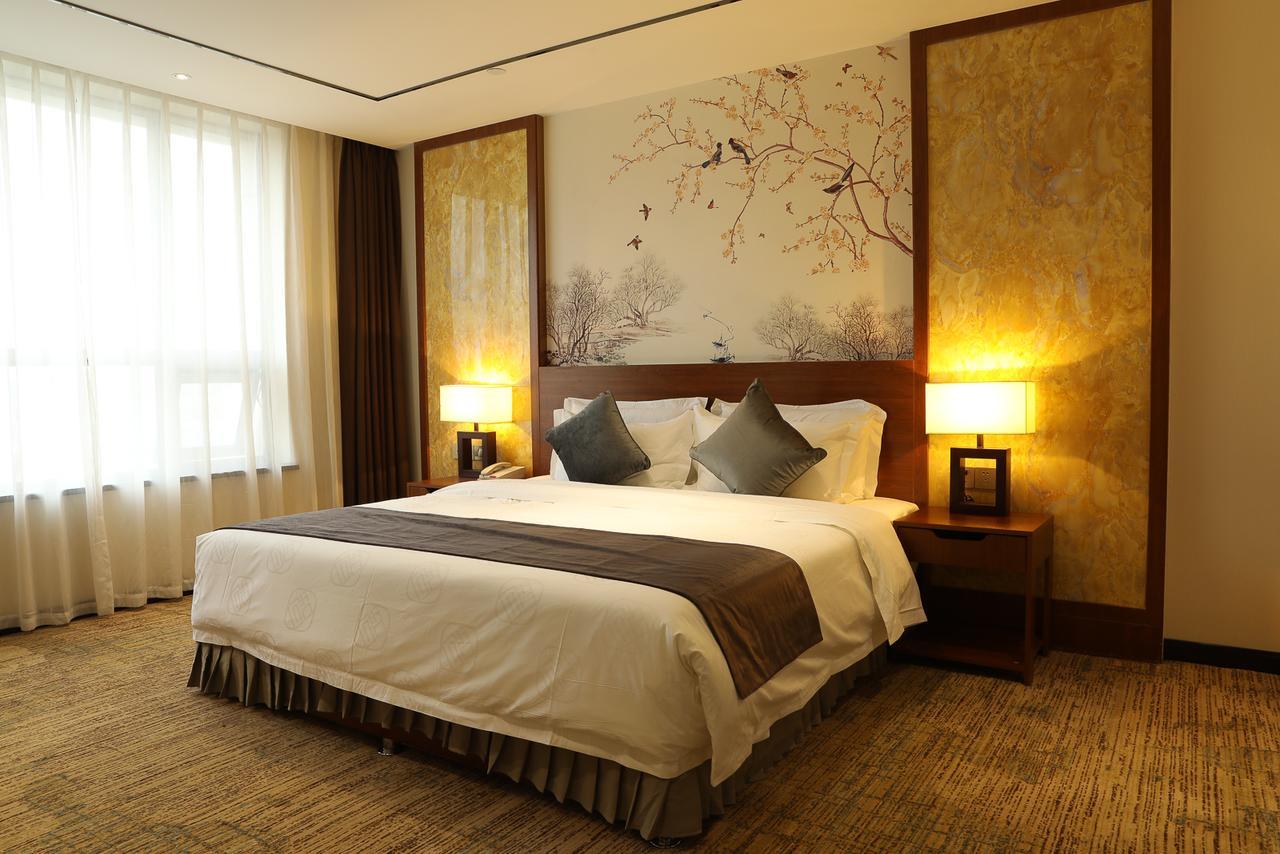Zhi Hui Tang Feng Ze Hotel Chengdu Exterior photo