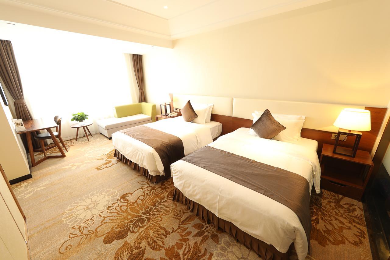 Zhi Hui Tang Feng Ze Hotel Chengdu Exterior photo